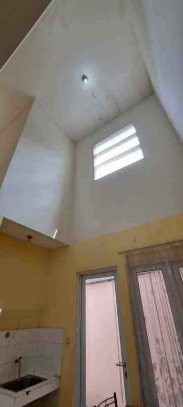 dijual rumah cluster fluorite gading