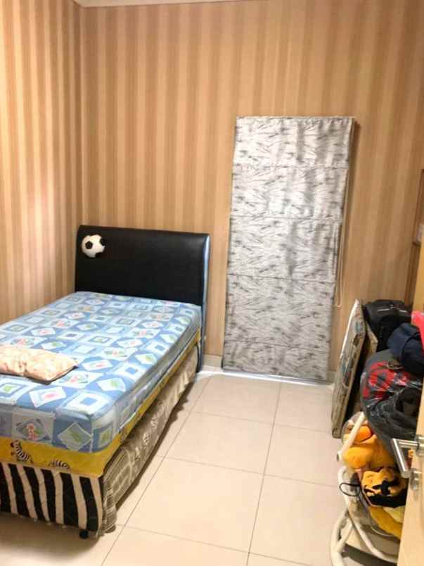 dijual rumah cluster lantana jgc