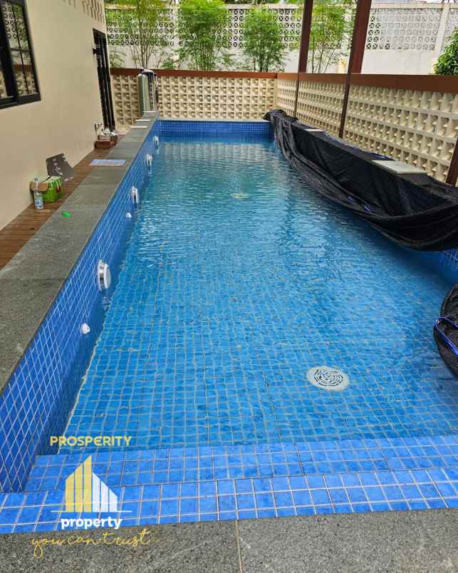 dijual rumah cluster lavender gading