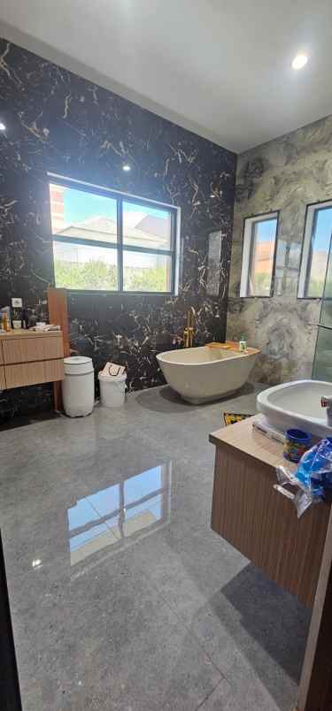 dijual rumah cluster lavender gading