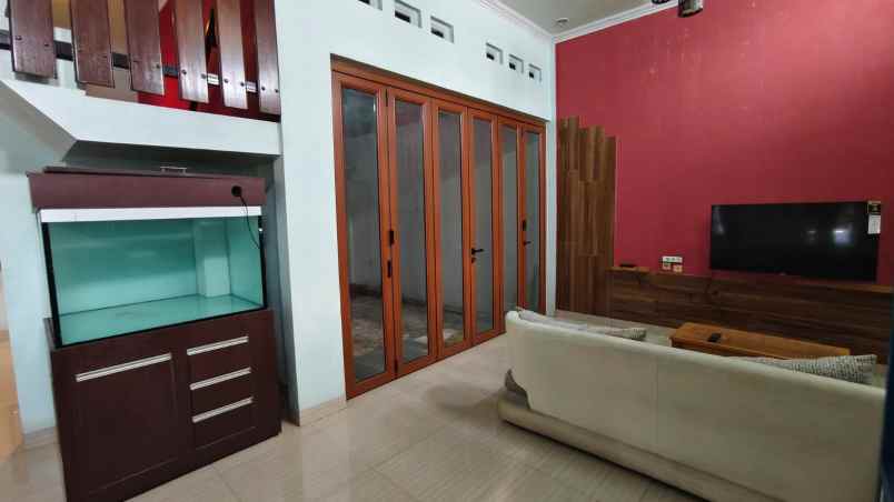 dijual rumah cluster premier royal park