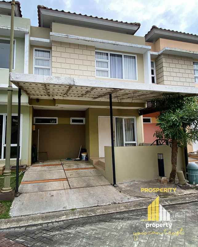dijual rumah cluster virginia village