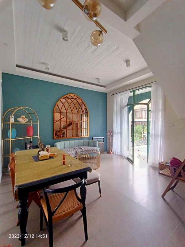 dijual rumah dago resort pakar