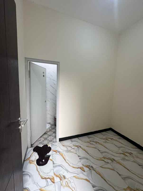 dijual rumah darmo permai timur surabaya