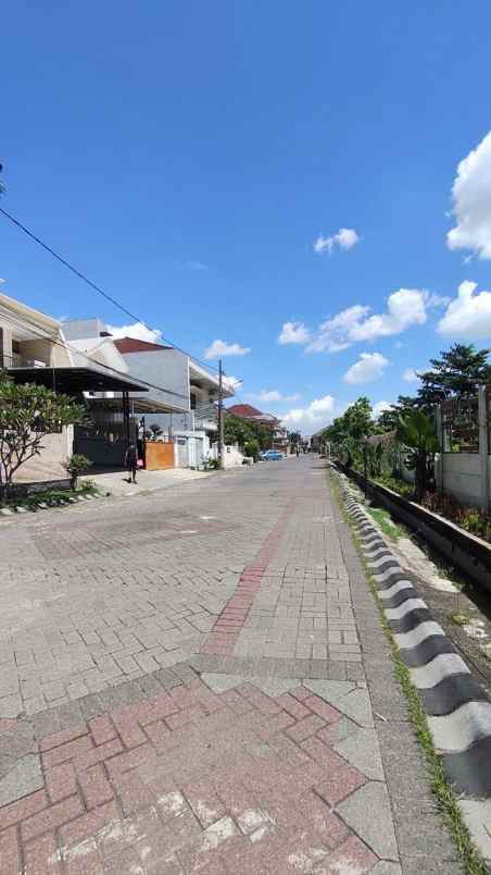 dijual rumah dharmahusada mas