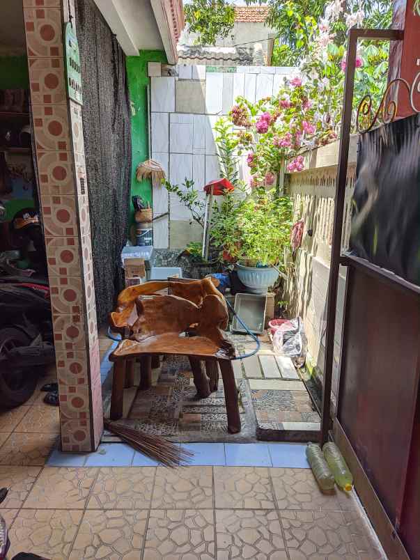 dijual rumah driyorejo