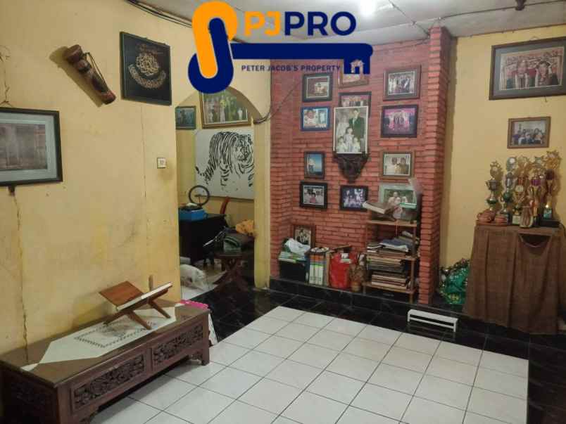 dijual rumah duren sawit