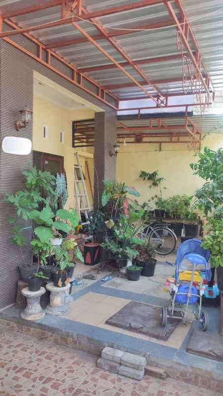 dijual rumah gading