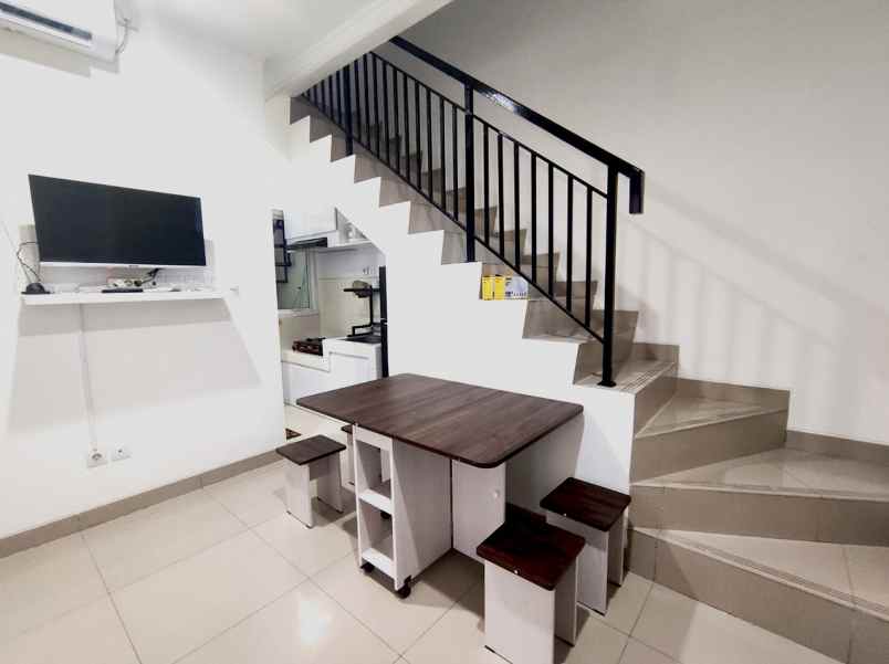 dijual rumah gading serpong cluster