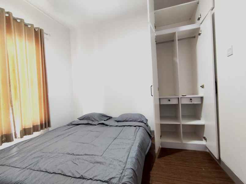 dijual rumah gading serpong cluster