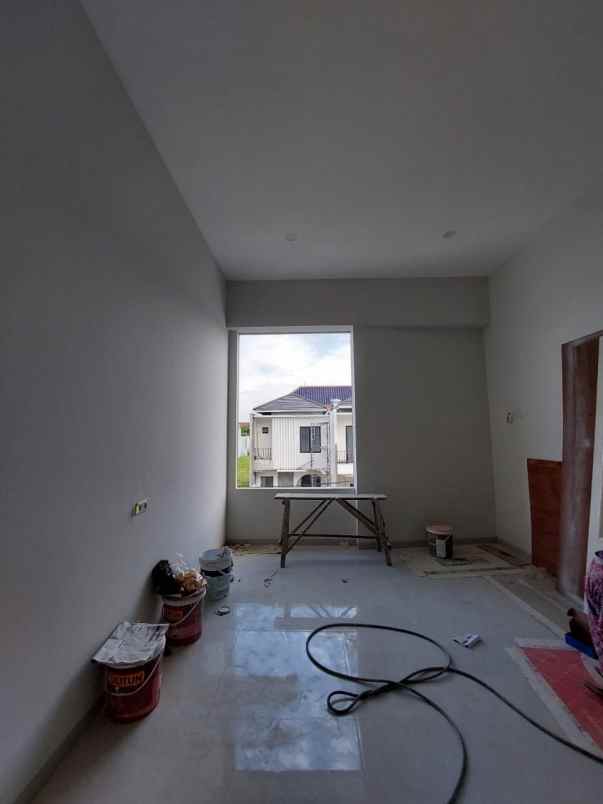 dijual rumah galaxy bumi permai araya