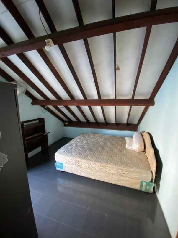 dijual rumah gandul