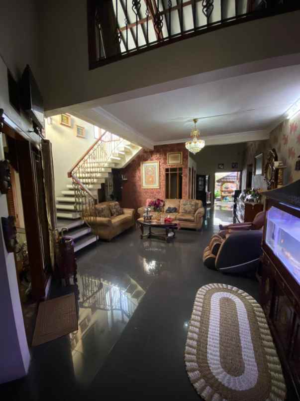dijual rumah gandul