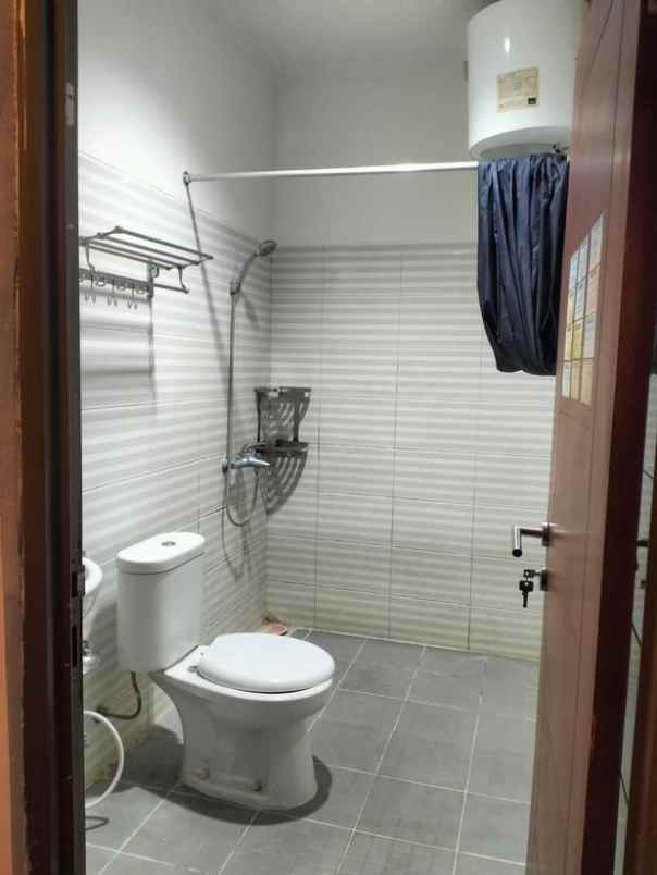 dijual rumah graceland antapani bandung