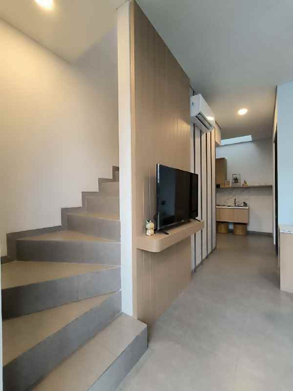 dijual rumah grand eastern