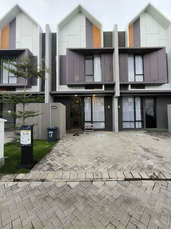 dijual rumah grand eastern