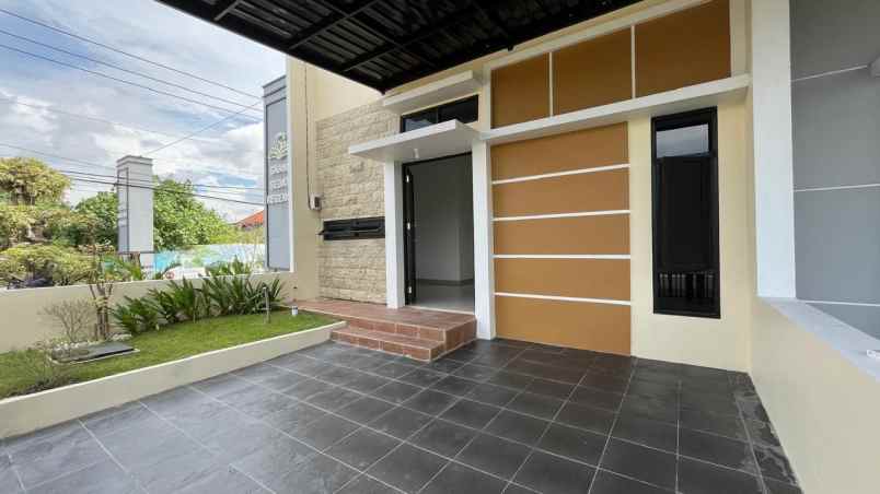 dijual rumah grand sedati