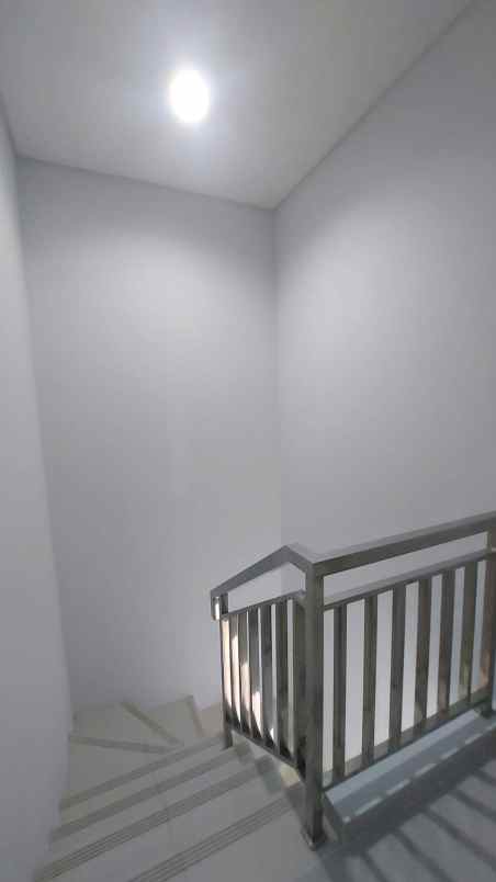 dijual rumah imperial gading sukapura