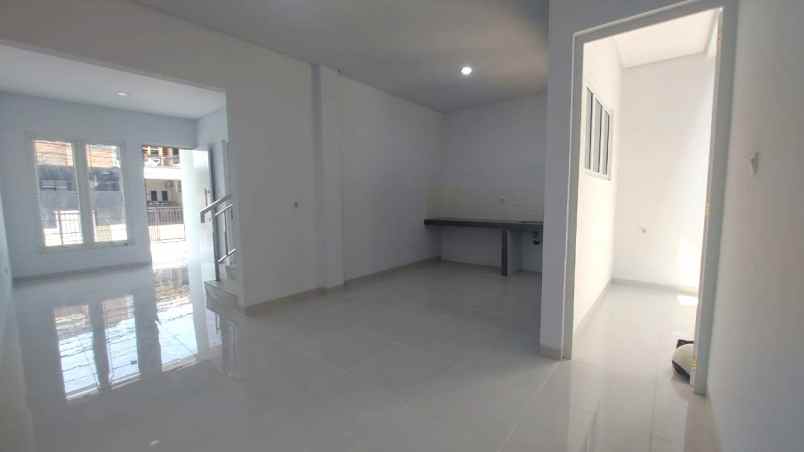 dijual rumah imperial gading sukapura