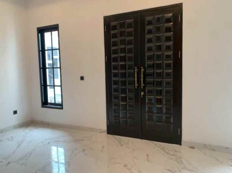 dijual rumah jagakarsa