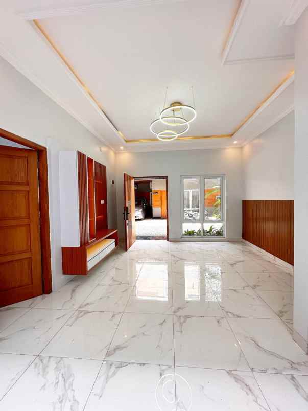 dijual rumah jagakarsa