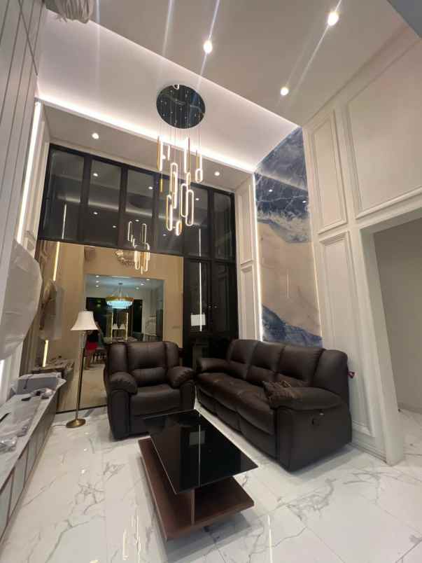 dijual rumah jakarta garden city jgc cakung