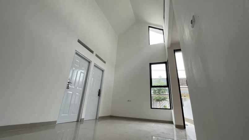 dijual rumah jalan alternatif kota