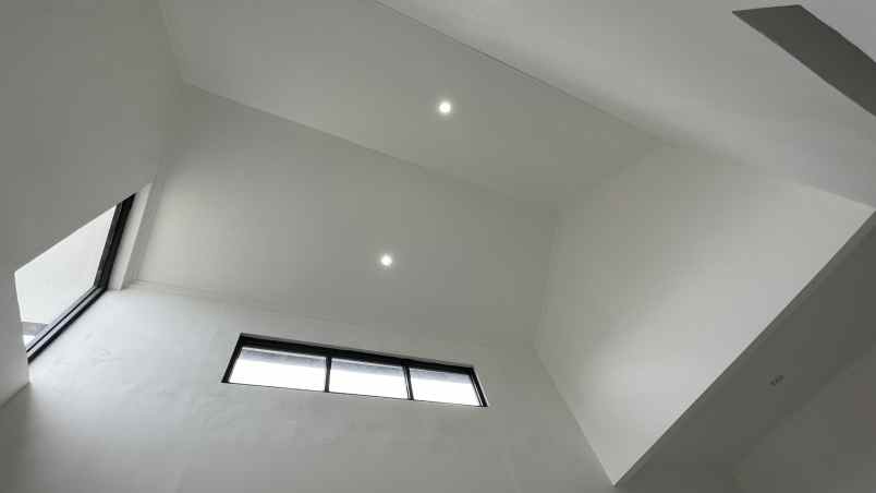 dijual rumah jalan alternatif kota