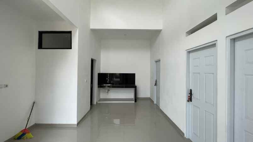 dijual rumah jalan alternatif kota