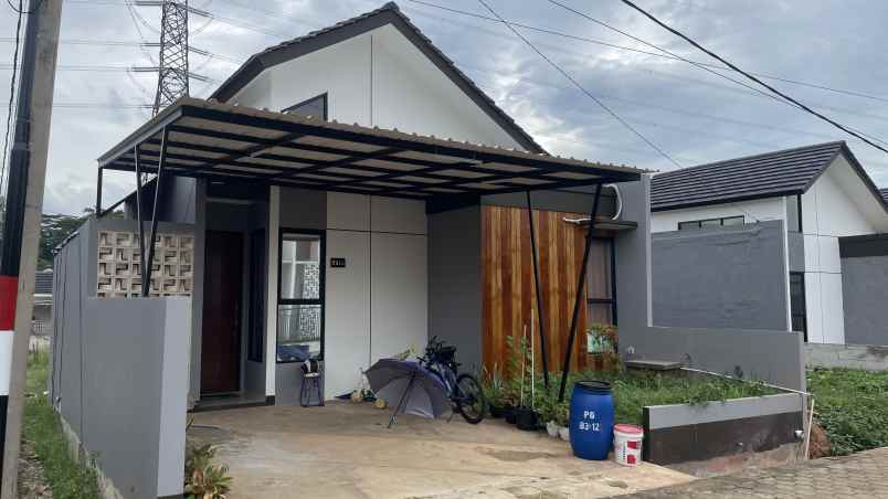 dijual rumah jalan alternatif kota