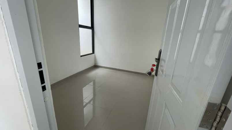 dijual rumah jalan alternatif kota