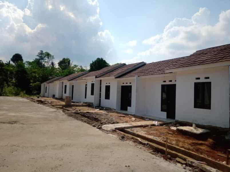 dijual rumah jalan dese cibeutung muara