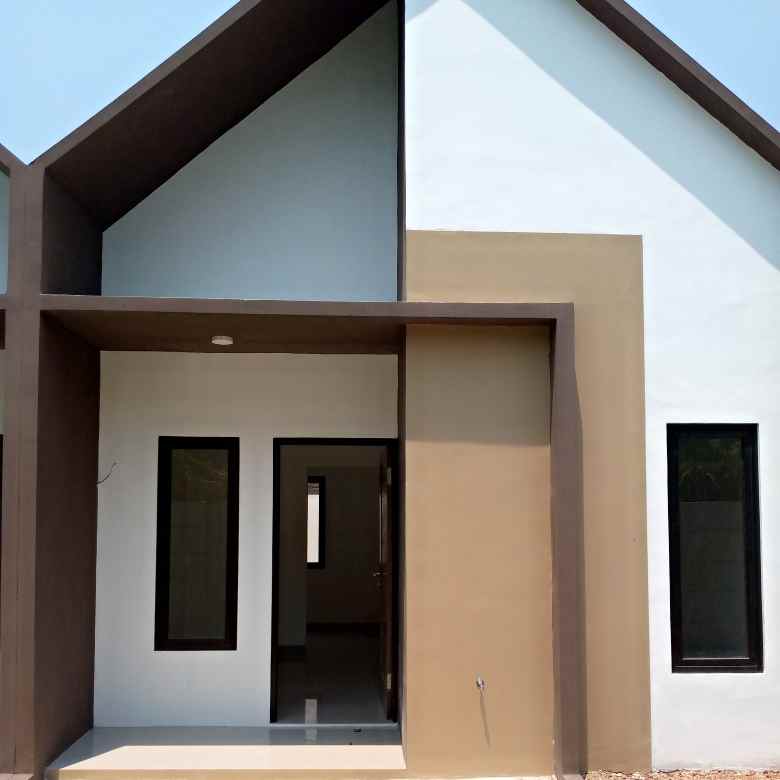 dijual rumah jalan kadumangu dandang