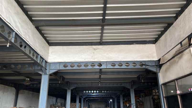 dijual rumah jalan kalianak timur