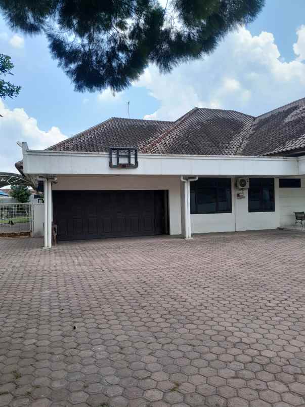 dijual rumah jalan kenaga raya pasar 6