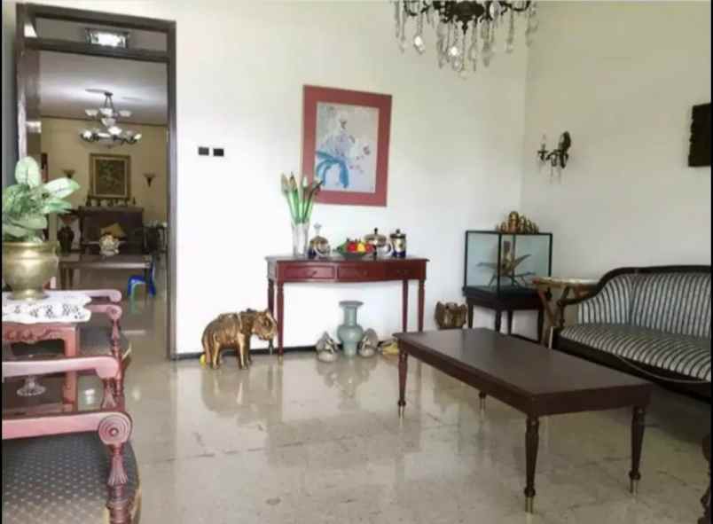 dijual rumah jalan kesehatan vi