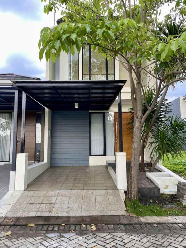 dijual rumah jalan northwest hill