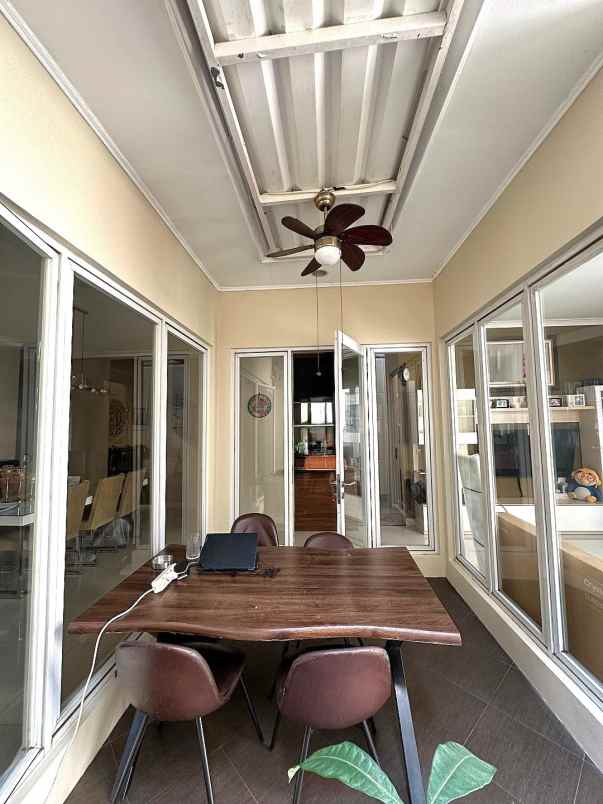 dijual rumah jalan orchard avenue grand