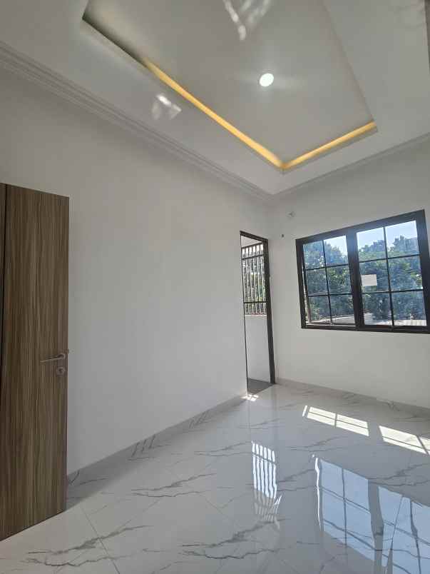 dijual rumah jalan raya pengasinan