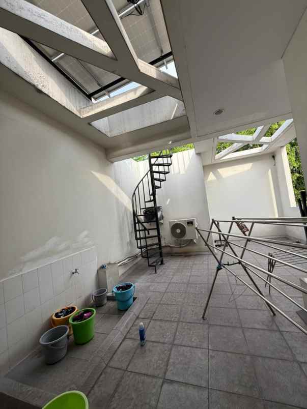 dijual rumah janur kuning residence