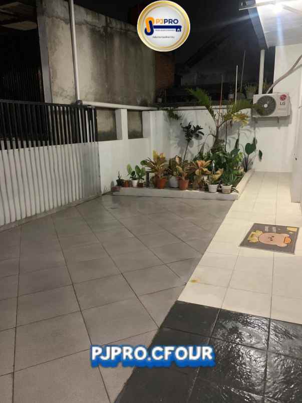 dijual rumah jatimakmur