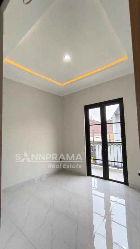 dijual rumah jatiranggon