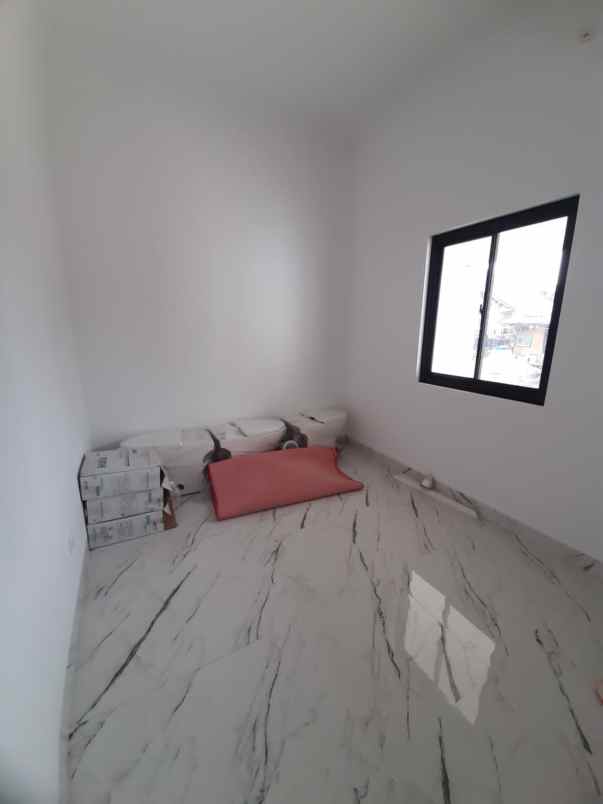 dijual rumah jatiwaringin jaticempaka