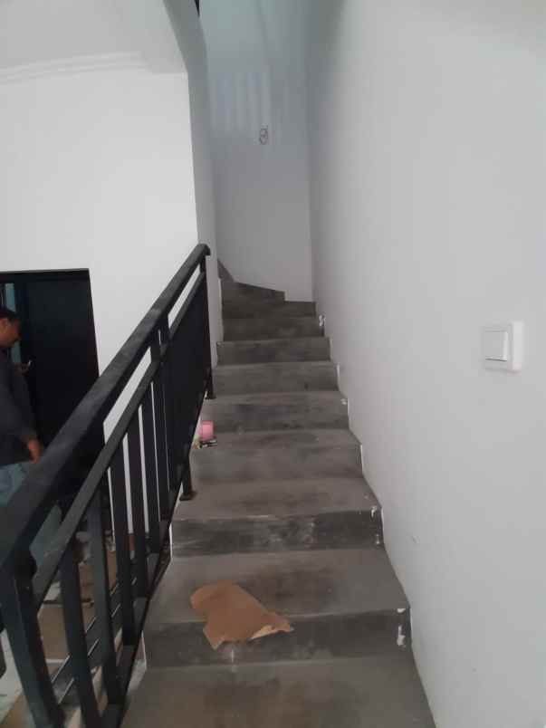 dijual rumah jatiwaringin jaticempaka