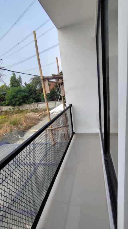 dijual rumah jl barin raya no 130 rt