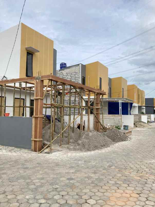 dijual rumah jl barin raya no 130 rt