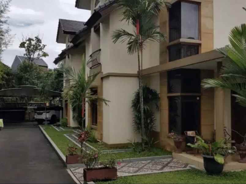 dijual rumah jl cilengkrang cisurupan