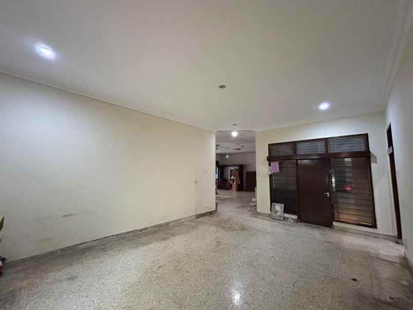 dijual rumah jl cipinang muara 5