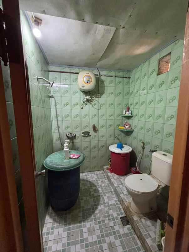 dijual rumah jl lematang bakti jaya depok