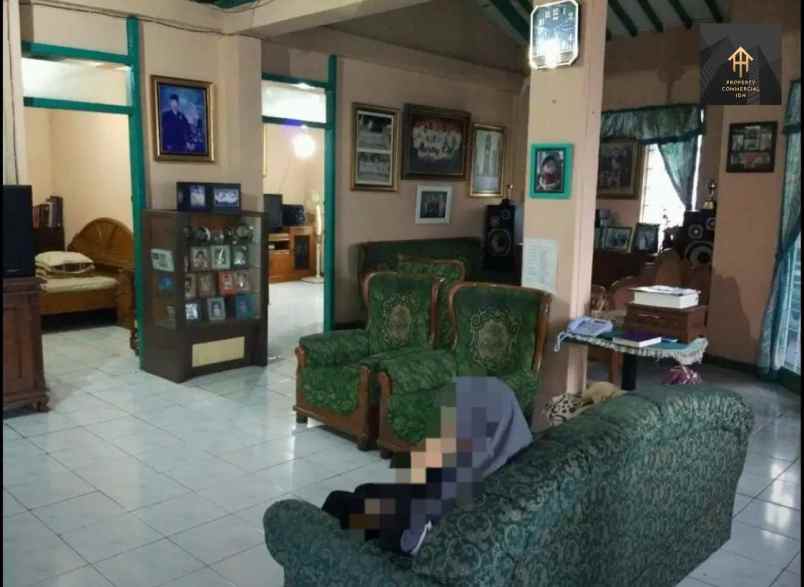 dijual rumah jl leuwipanjang